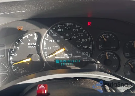 2000 Chevrolet Silverado 1500 Ls z USA, uszkodzony, nr VIN 1GCEC14T1YZ209486